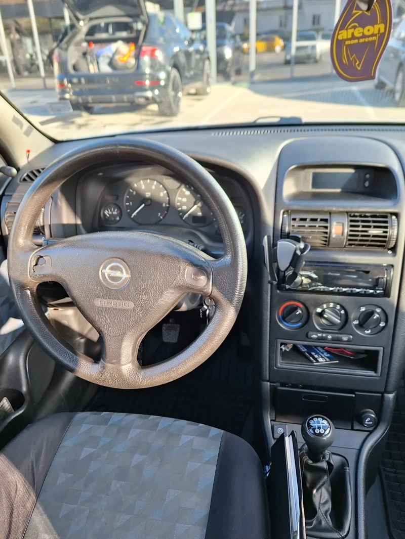 Opel Astra 1.6 Газ /Бензин, снимка 8 - Автомобили и джипове - 52514459