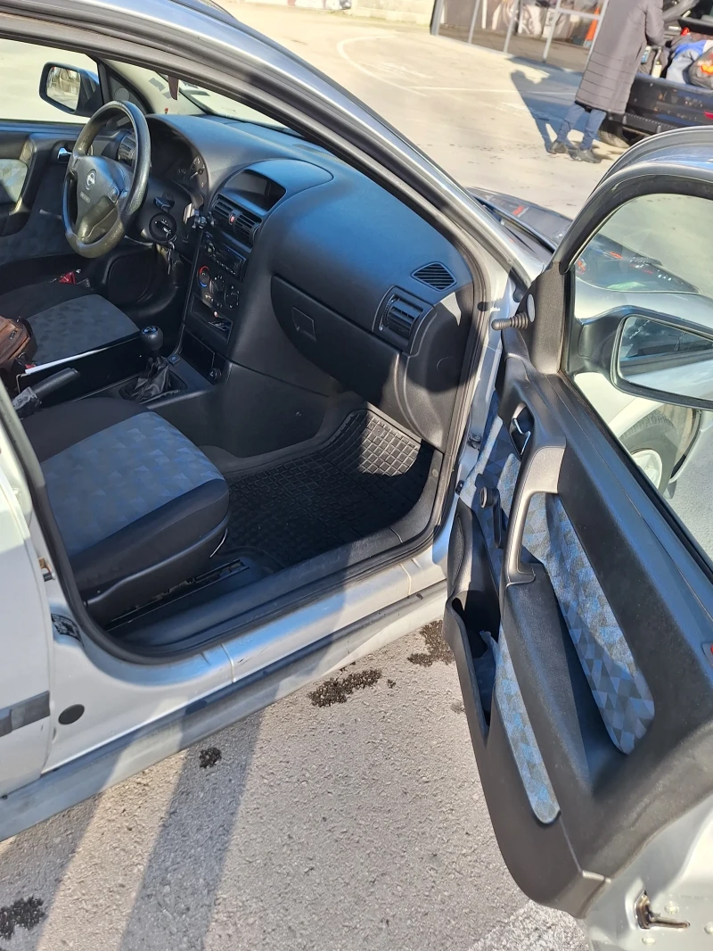 Opel Astra 1.6 Газ /Бензин, снимка 10 - Автомобили и джипове - 52514459