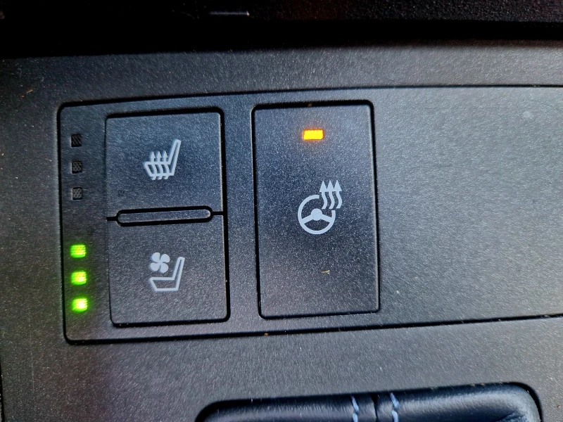 Lexus IS 350 F-sport, AWD, , 311k.c, снимка 16 - Автомобили и джипове - 52776099