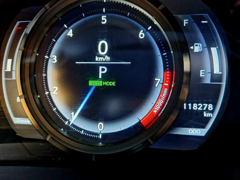 Lexus IS 350 F-sport, AWD, , 311k.c, снимка 15 - Автомобили и джипове - 52776099