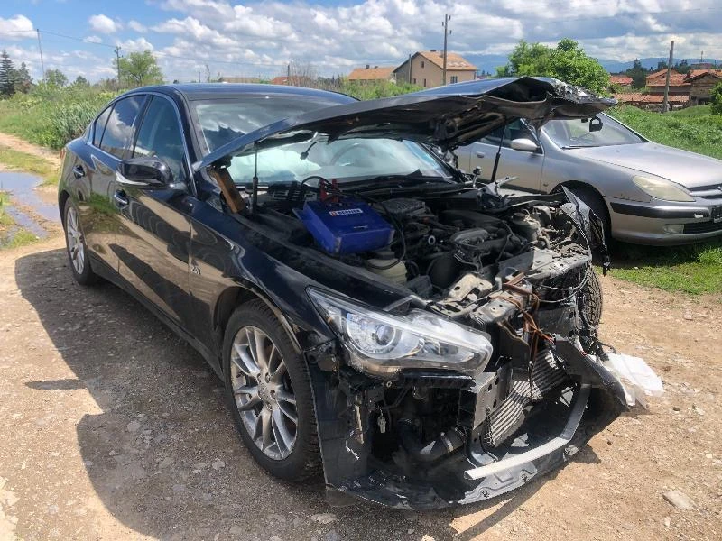 Infiniti Q50  2.0T, снимка 3 - Автомобили и джипове - 32943667