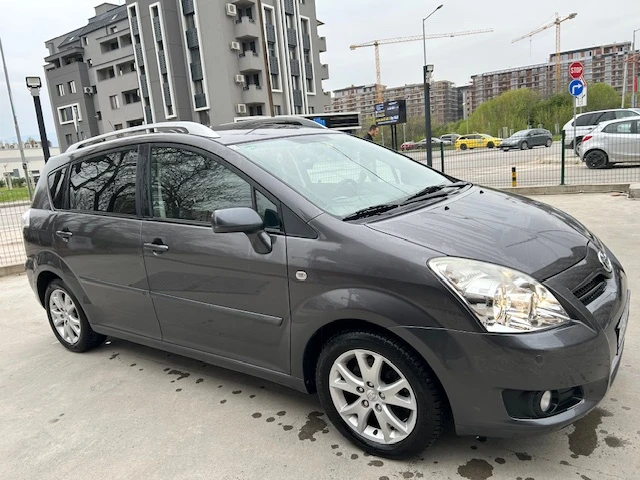 Toyota Verso, снимка 2 - Автомобили и джипове - 54163439