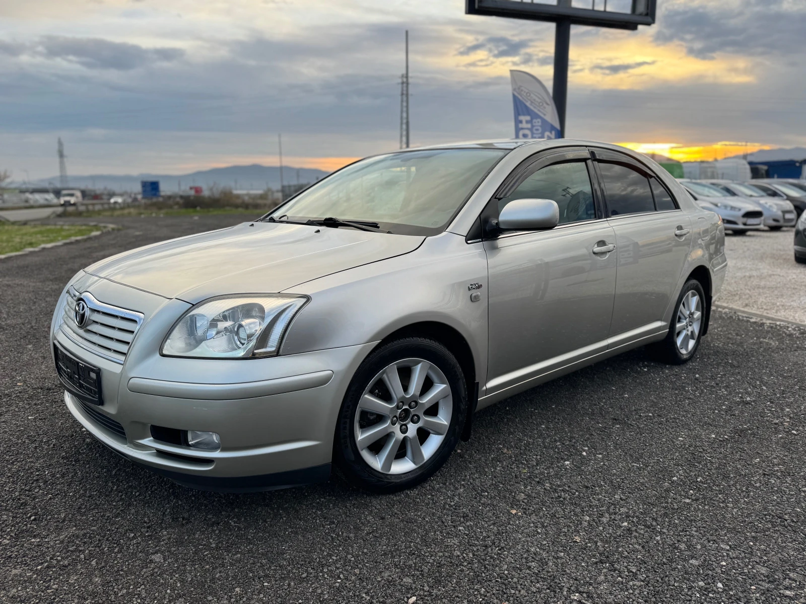 Toyota Avensis, снимка 1