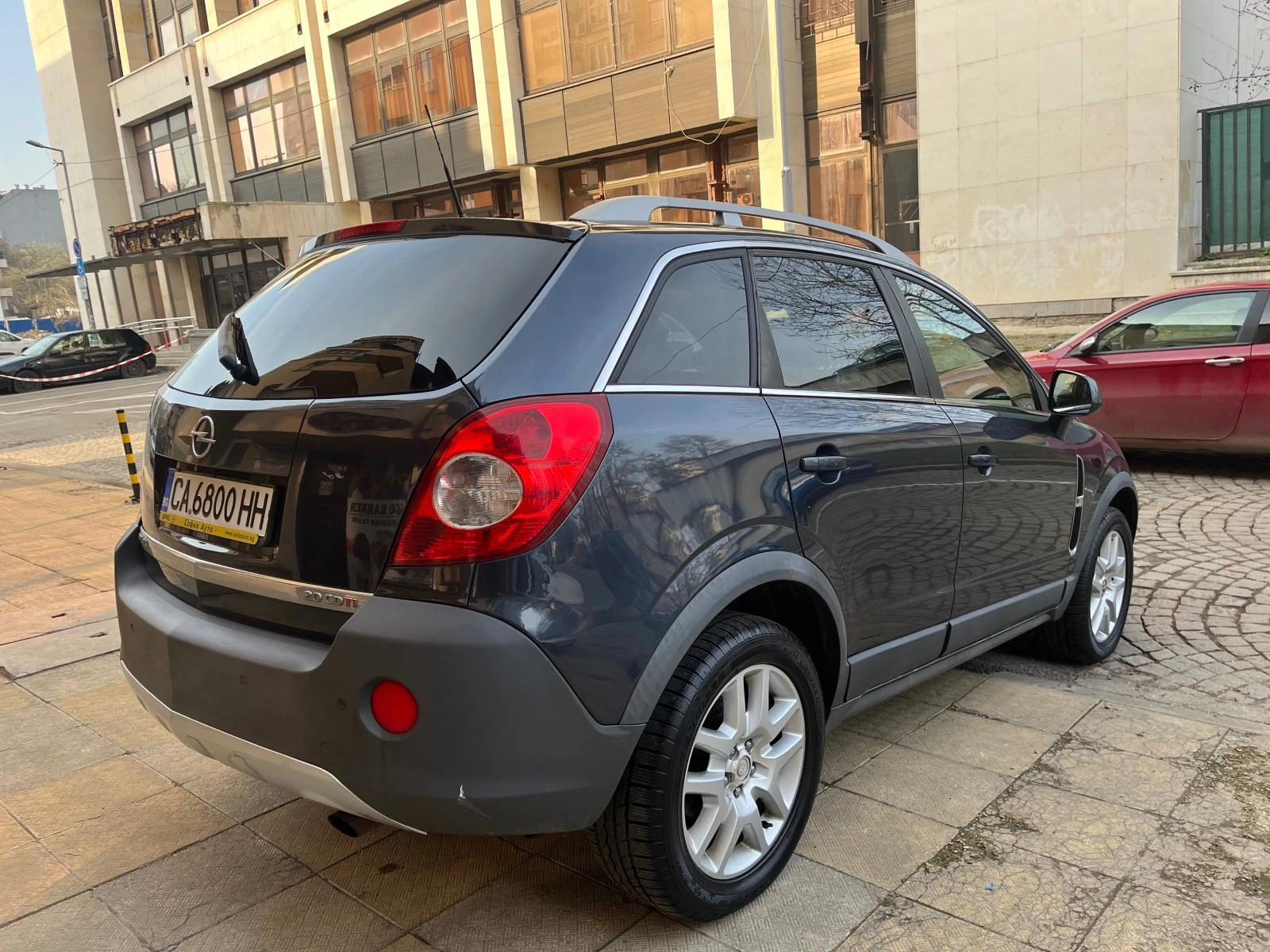 Opel Antara 2.0D 4X4 117000KM - изображение 4