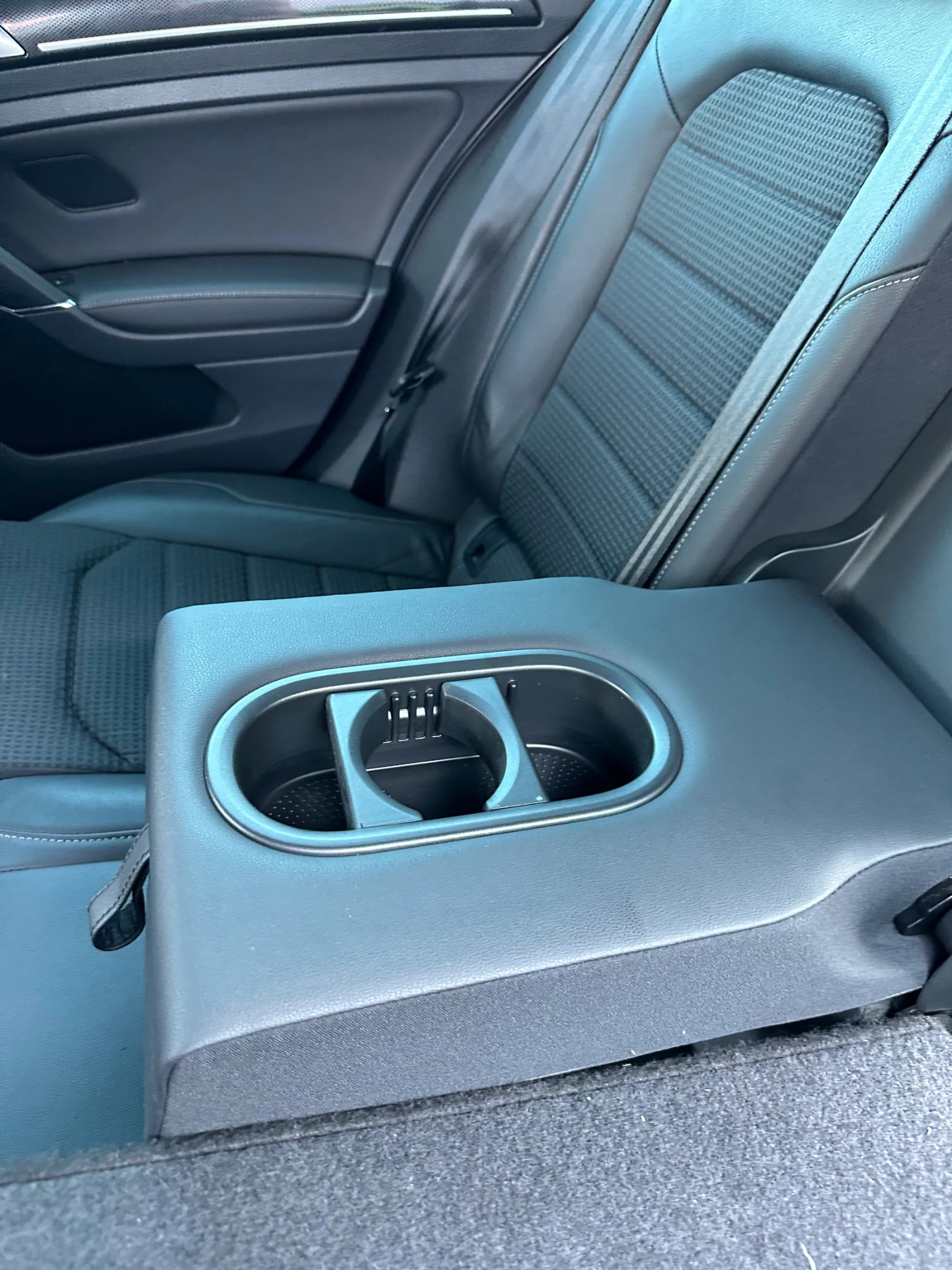 VW Golf 2.0TDI | Mobile.bg — изображение 14