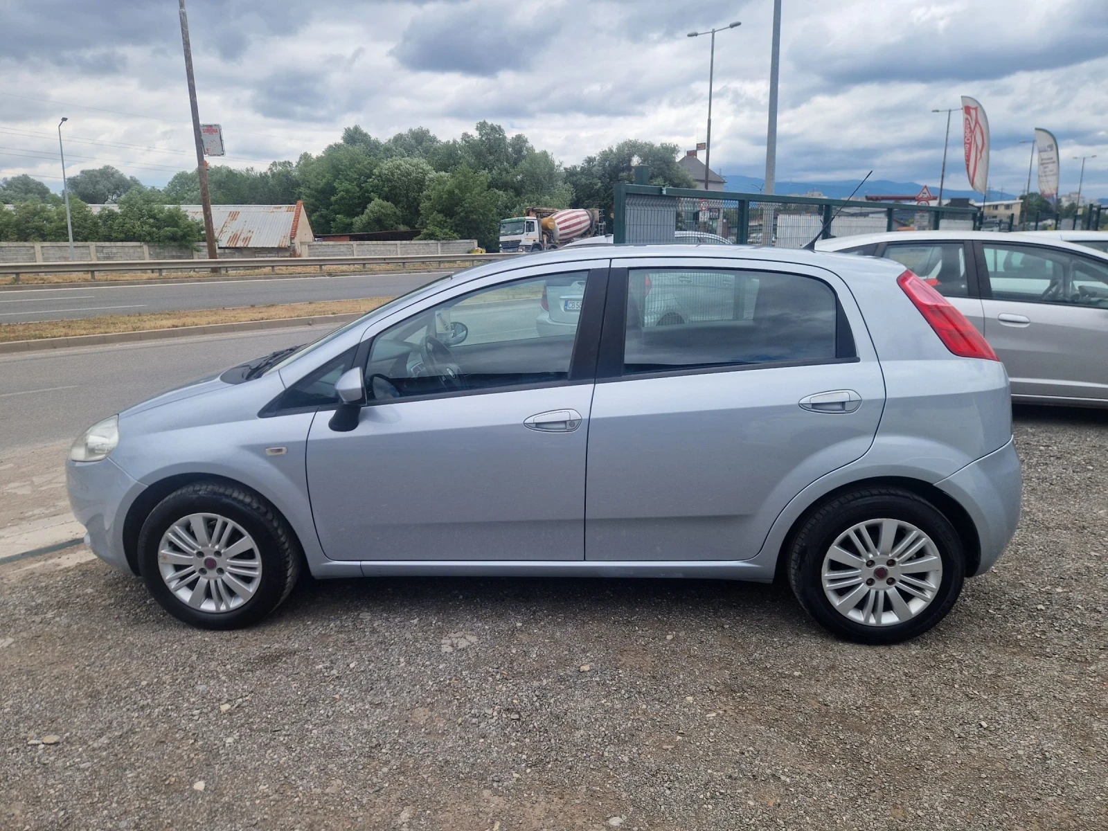 Fiat Punto 1.4i 80ps.GPL ITALIA  - изображение 5
