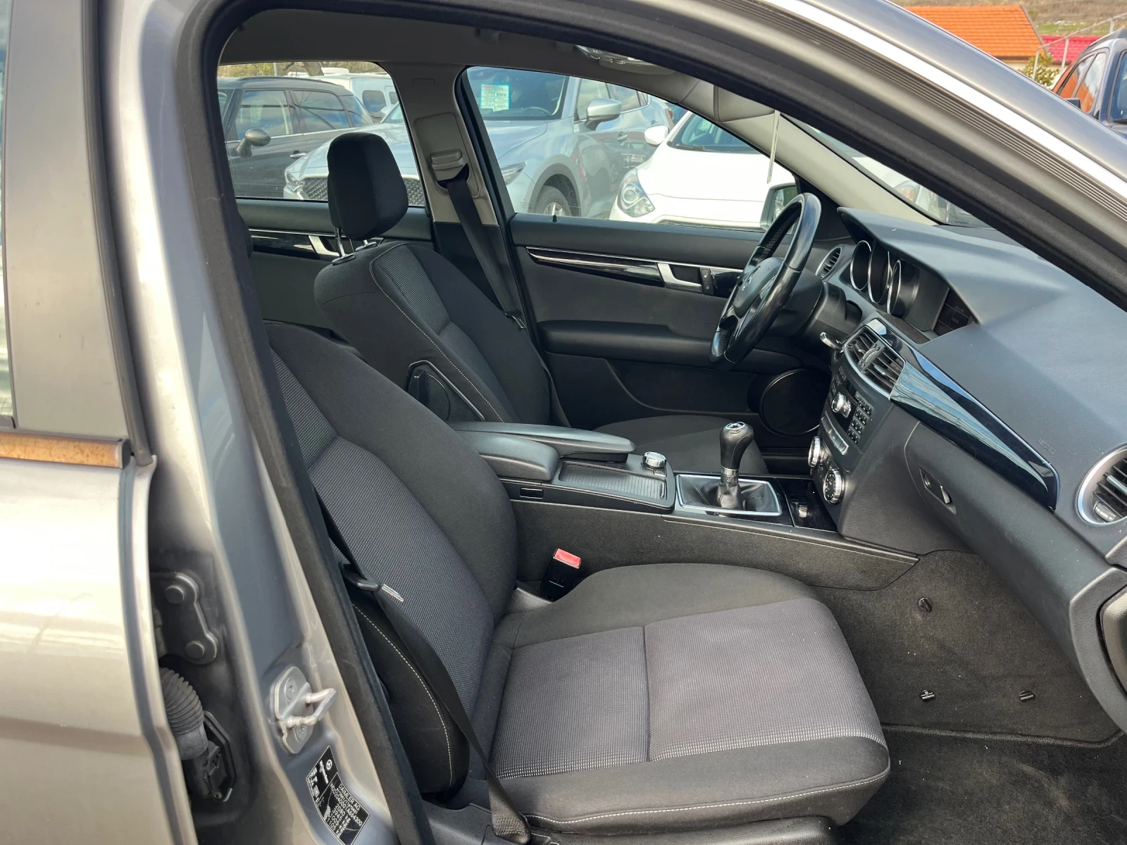 Mercedes-Benz C 220 CDI Avantgarde  | Mobile.bg   12