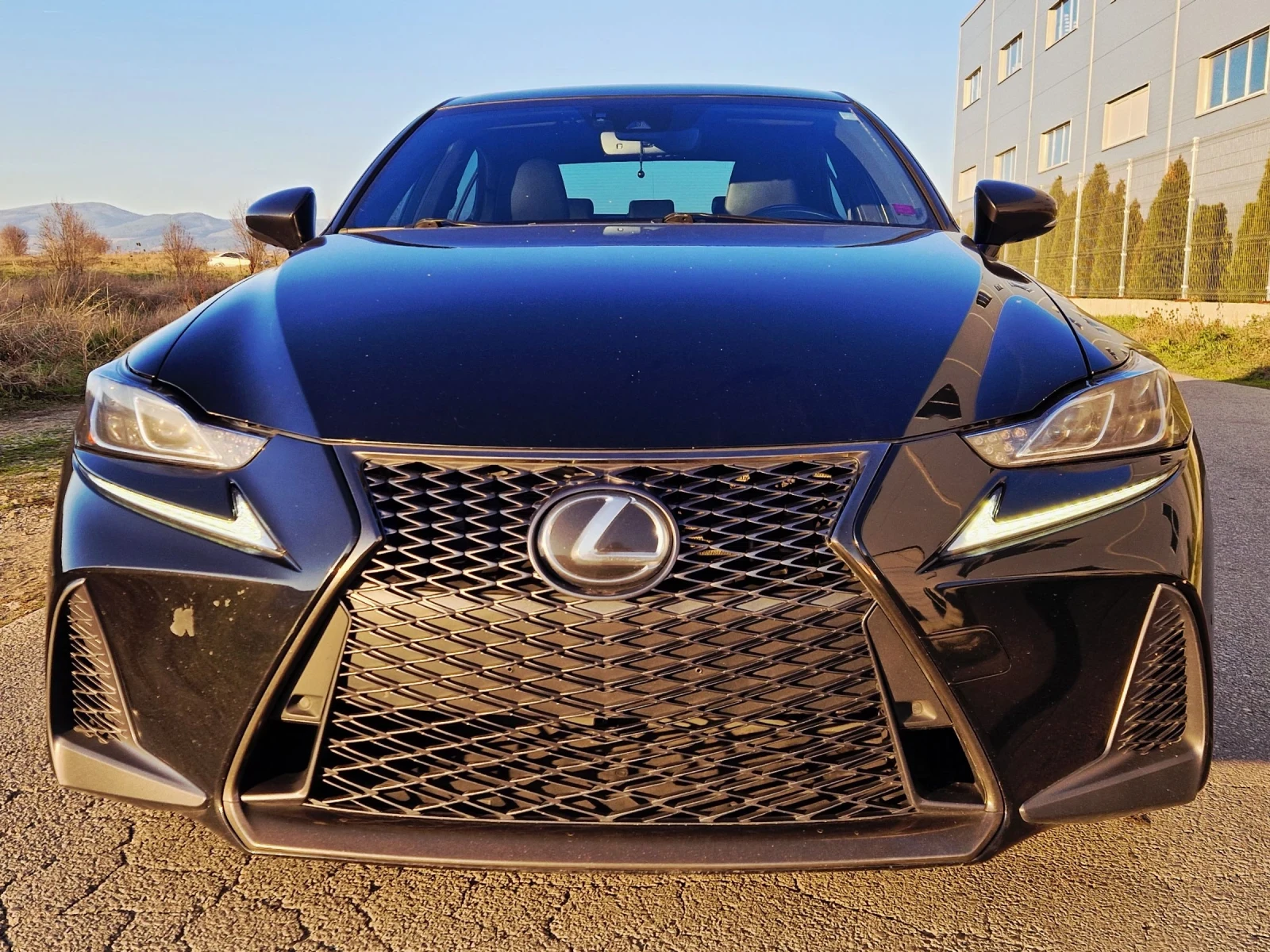 Lexus IS 350 F-sport, AWD, , 311k.c - изображение 2