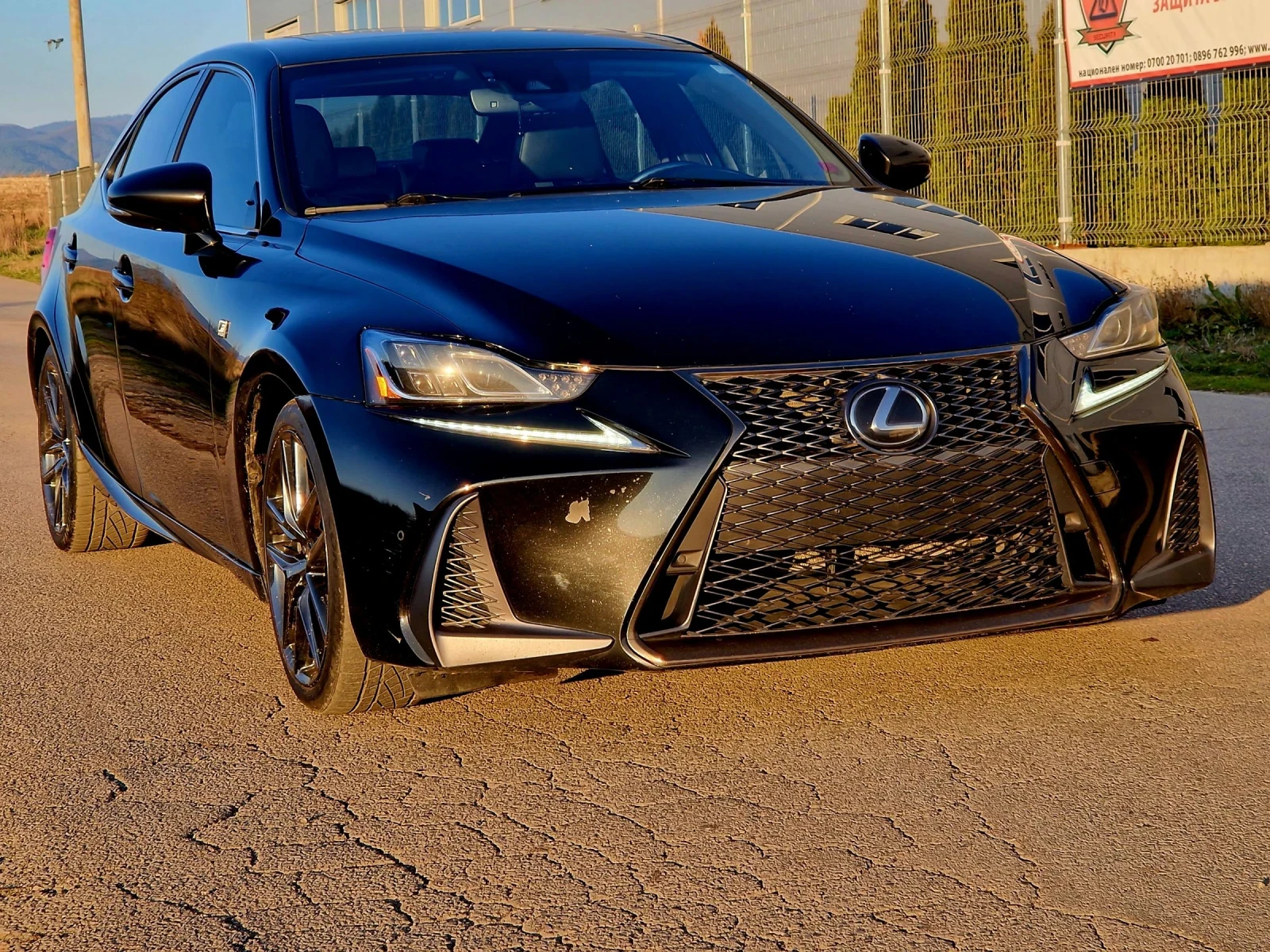 Lexus IS 350 F-sport, AWD, , 311k.c | Mobile.bg � ����������� 1