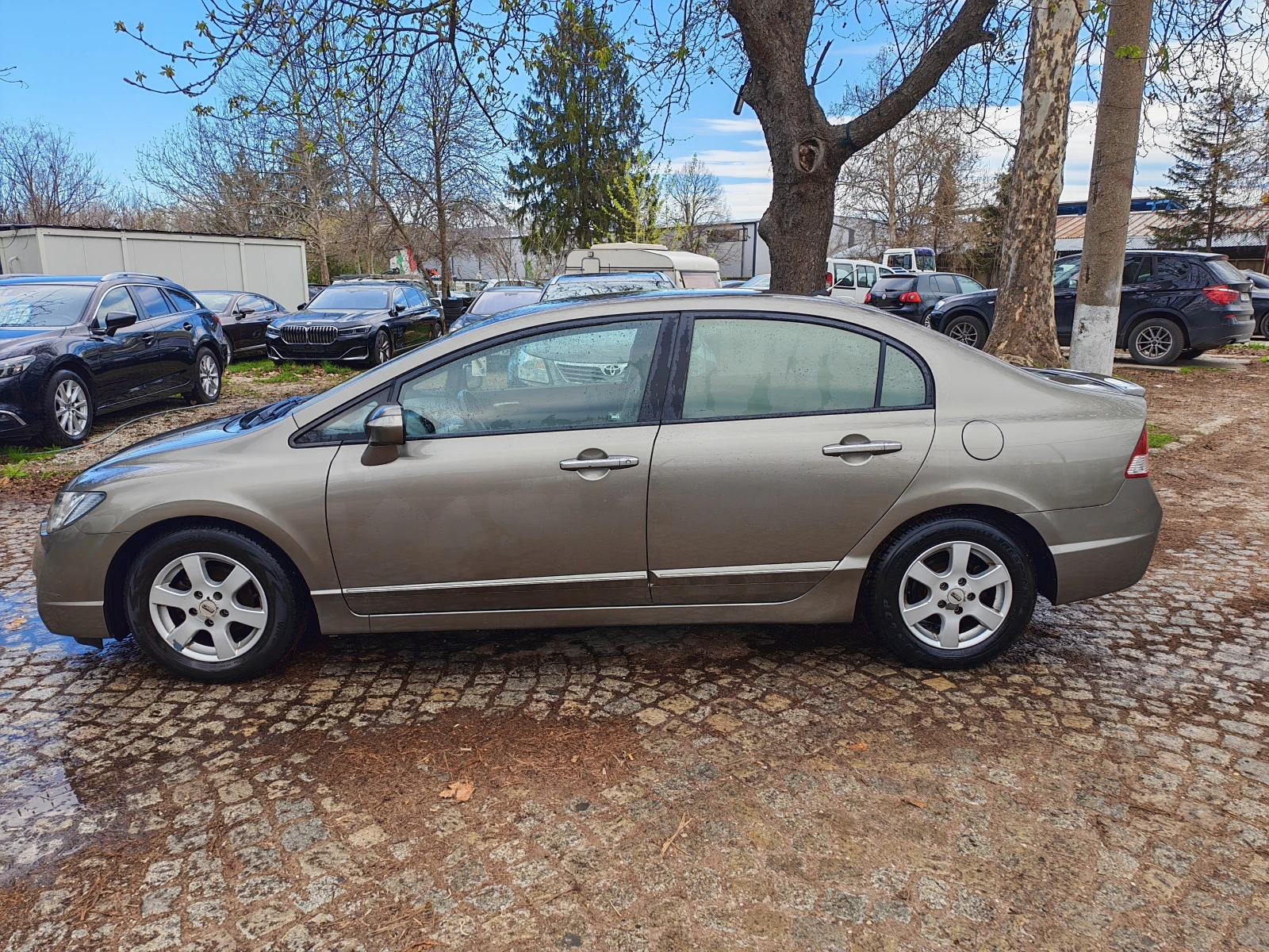 Honda Civic 1.4IMA-HYBRID, снимка 8 - Автомобили и джипове - 53123889