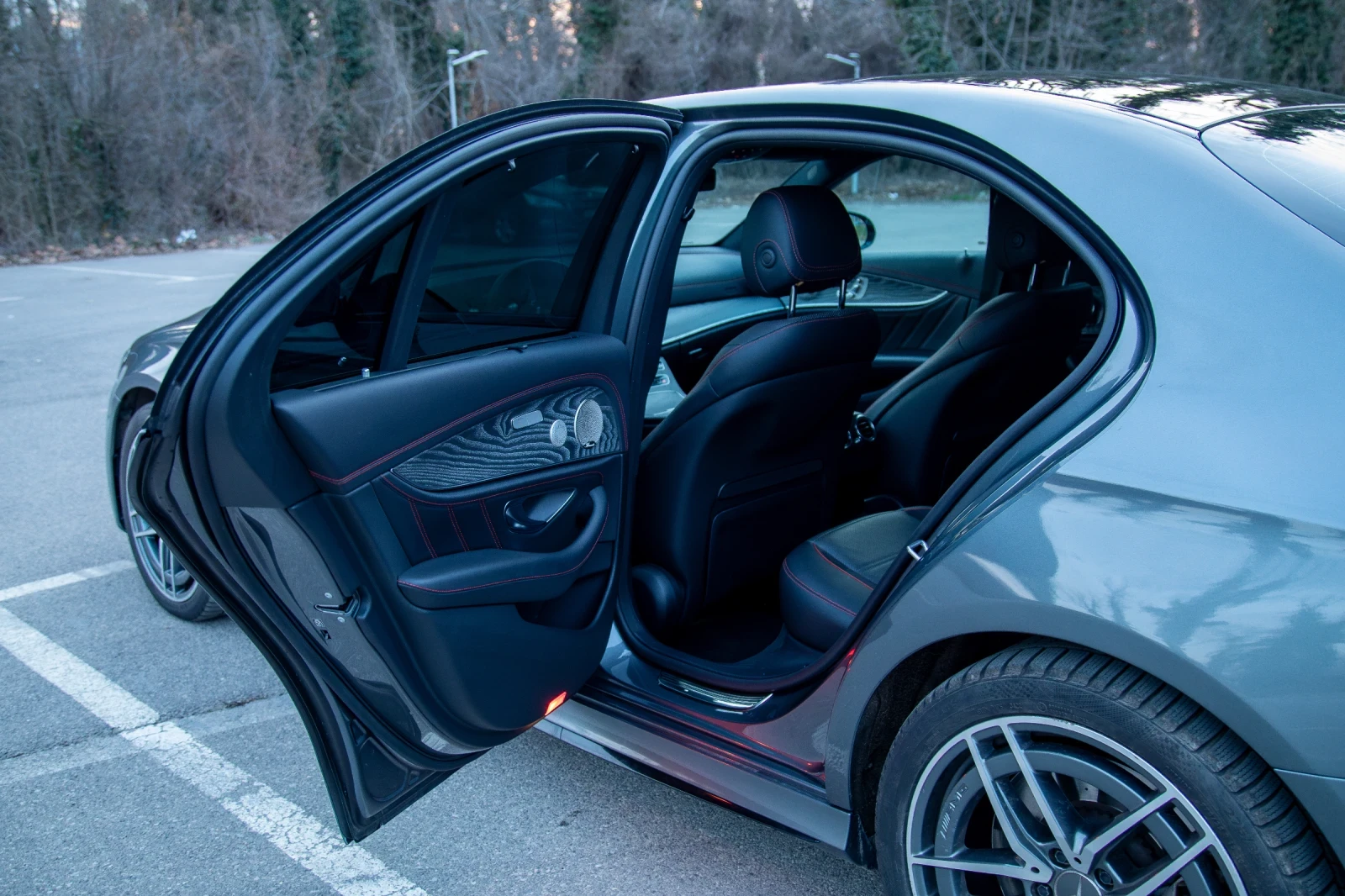 Mercedes-Benz E 53 AMG, снимка 12 - Автомобили и джипове - 53768099