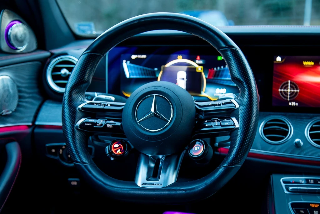 Mercedes-Benz E 53 AMG, снимка 10 - Автомобили и джипове - 53768099