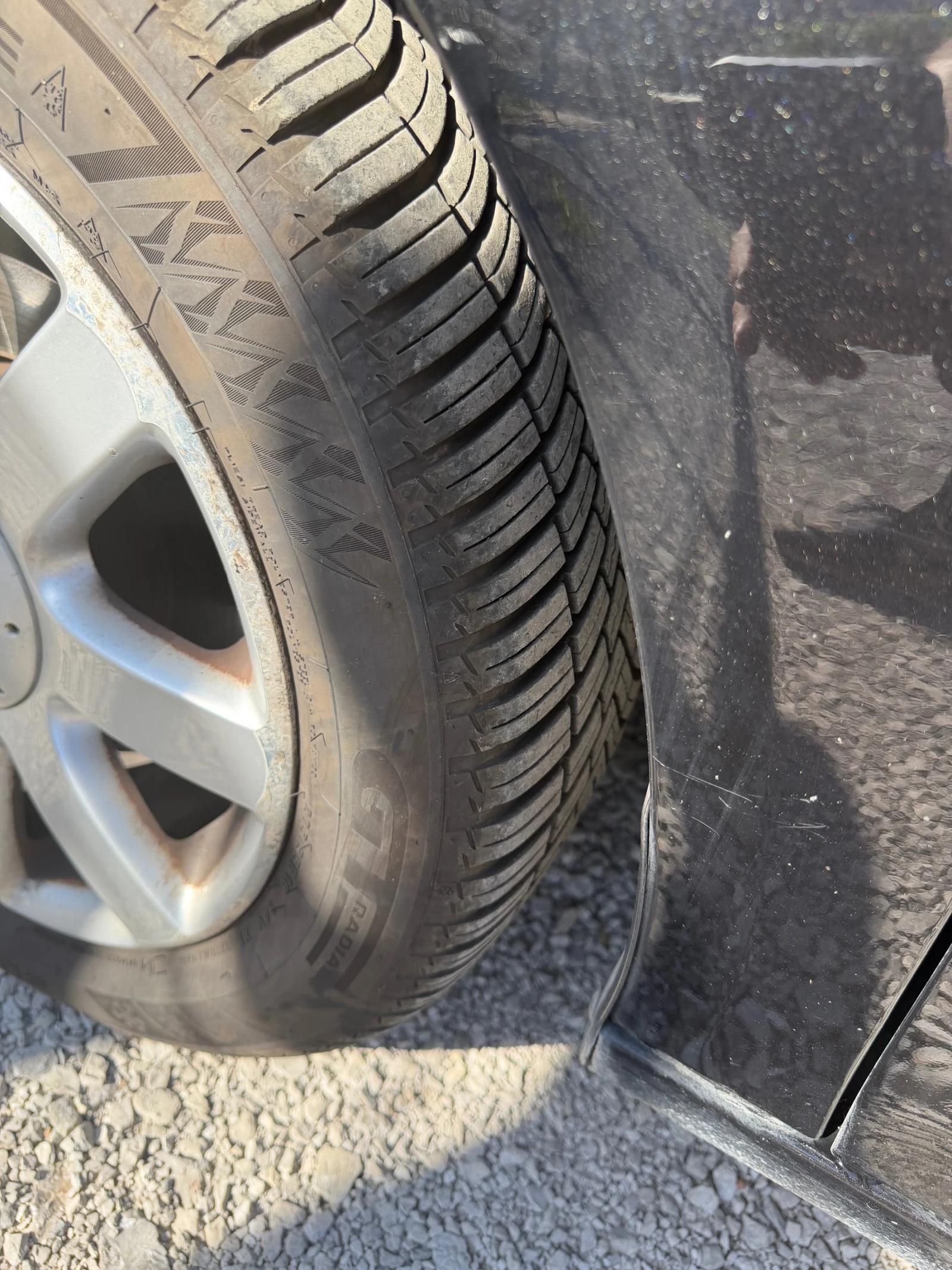 VW Golf 1.9ТDI 6 ck, снимка 17 - Автомобили и джипове - 54718545