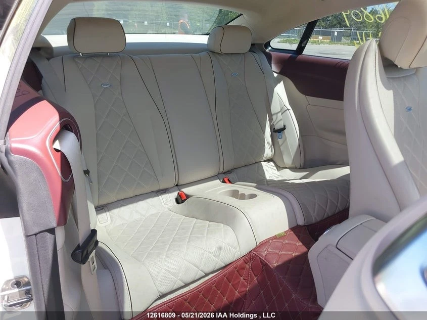 Mercedes-Benz E 400 4MATIC DESIGNO TOP SPECАвтокредит Цена до България, снимка 16 - Автомобили и джипове - 55146351