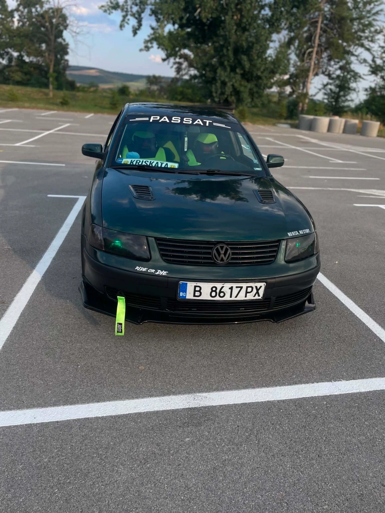 VW Passat, снимка 2 - Автомобили и джипове - 55585901