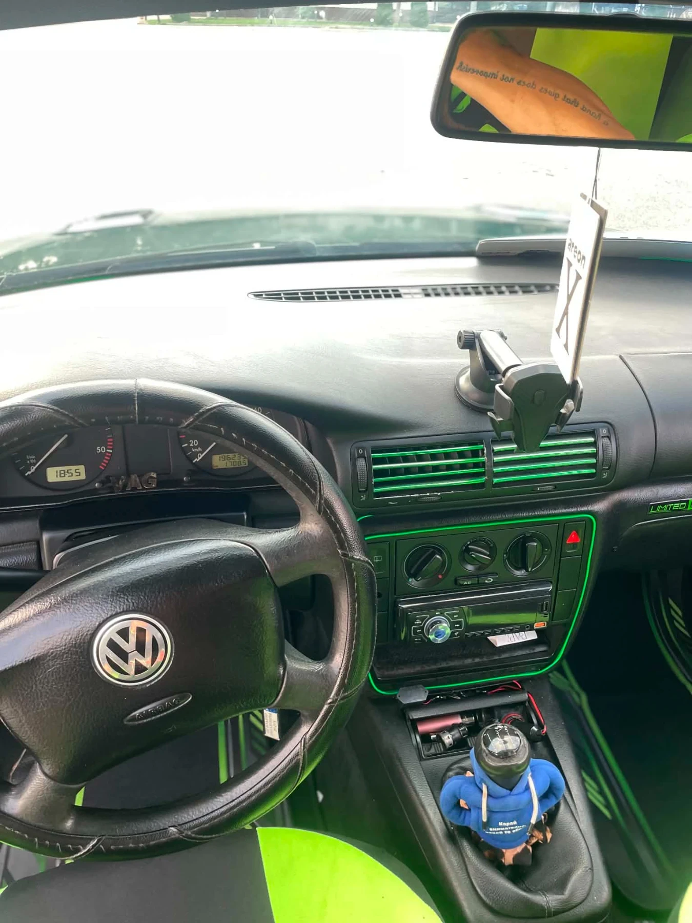 VW Passat, снимка 9 - Автомобили и джипове - 55585901