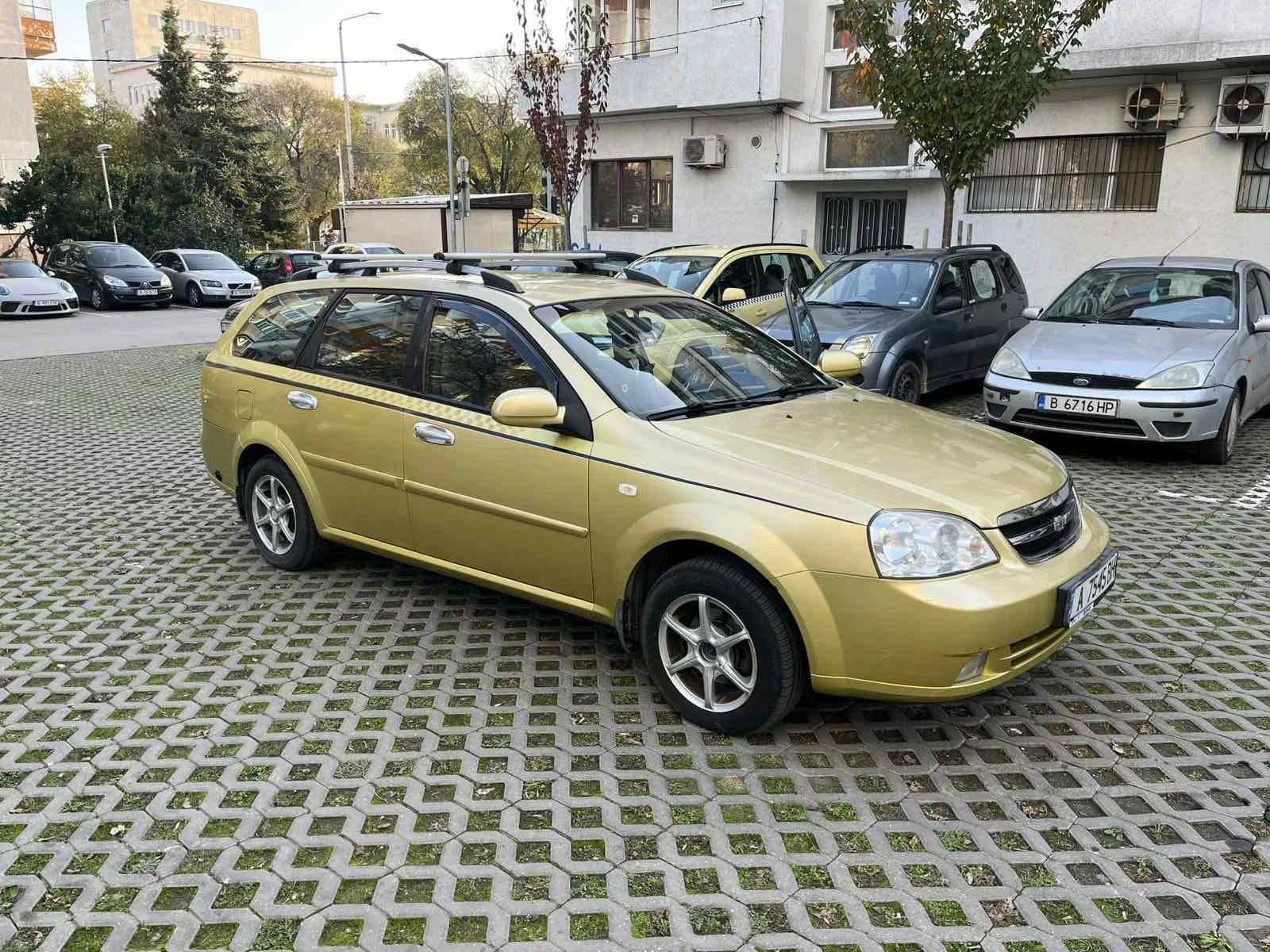 Chevrolet Lacetti, снимка 3 - Автомобили и джипове - 55614572