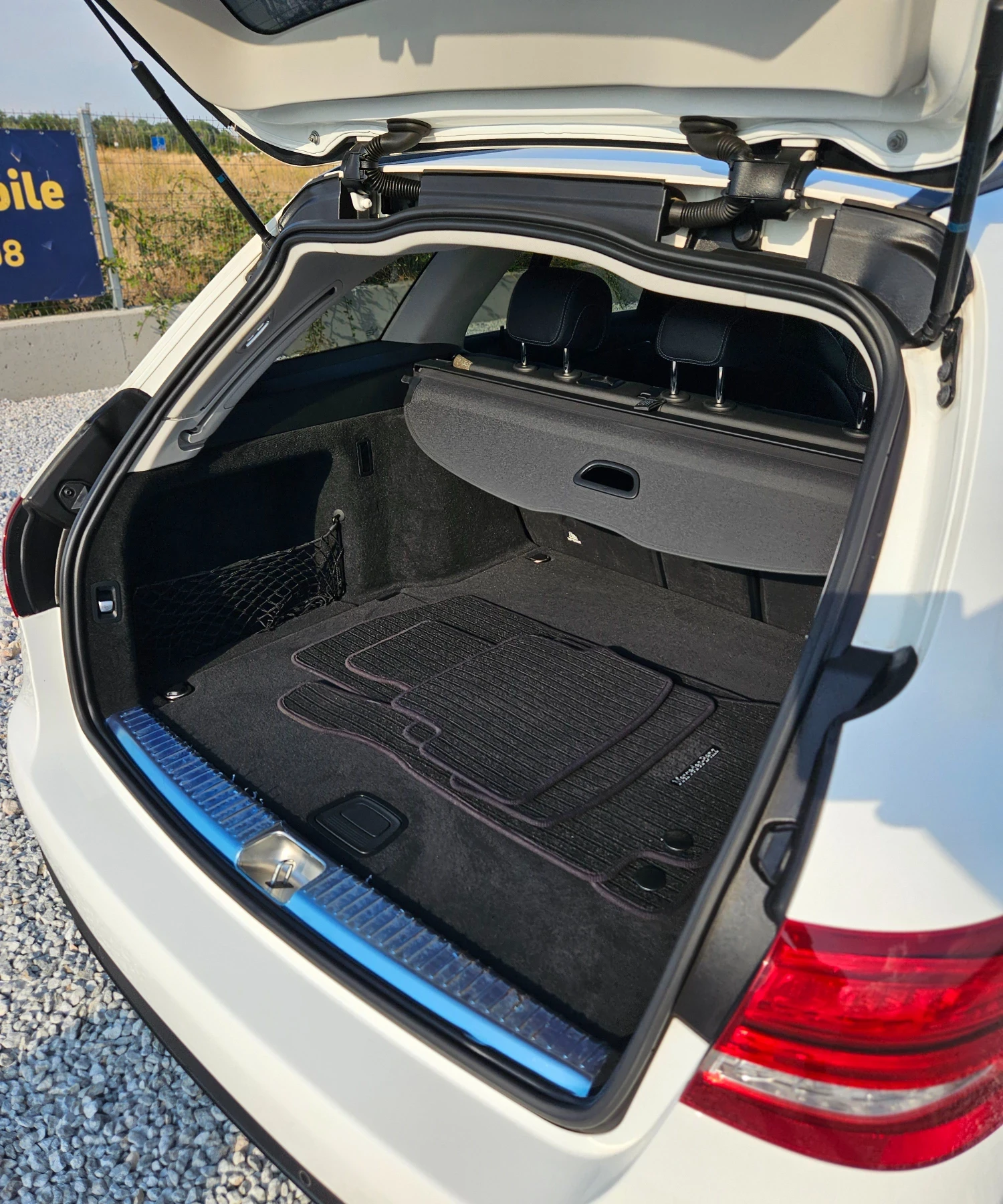 Mercedes-Benz C 220 4matic Евро6 , снимка 16 - Автомобили и джипове - 55741995