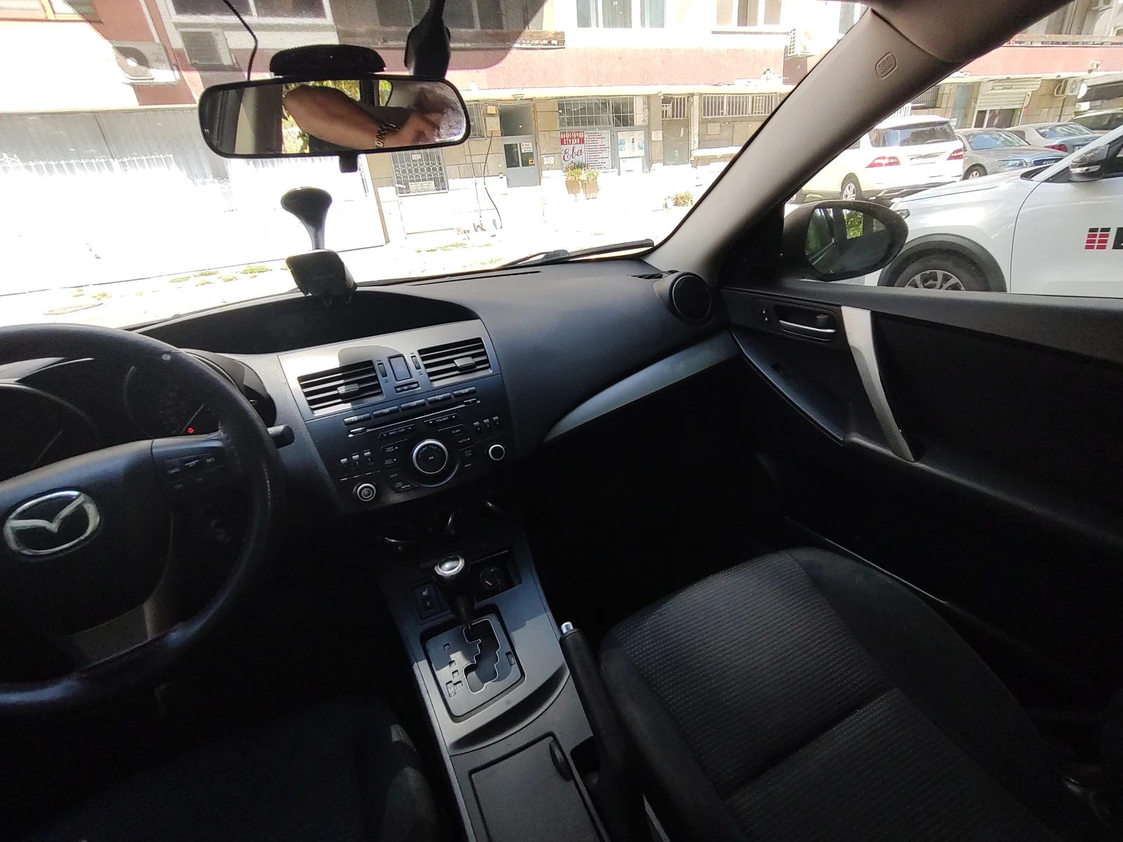 Mazda 3, снимка 7 - Автомобили и джипове - 56103119