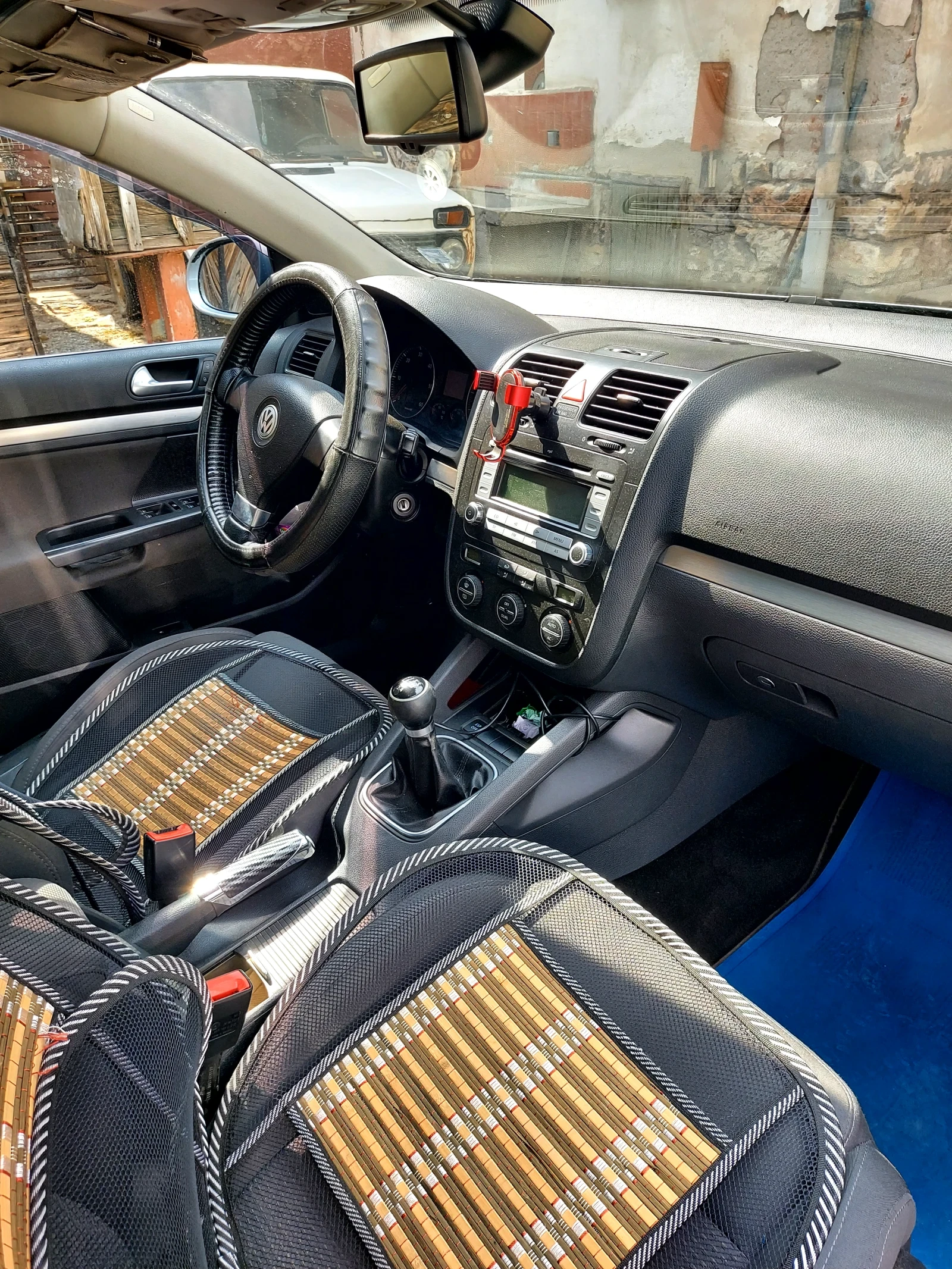 VW Jetta, снимка 5 - Автомобили и джипове - 56163981