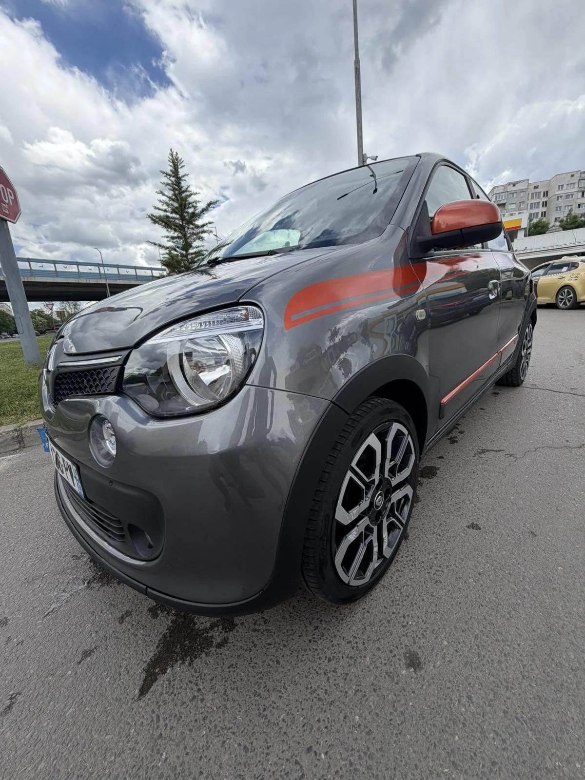 Renault Twingo GT 0.9 TCe, снимка 7 - Автомобили и джипове - 56197632