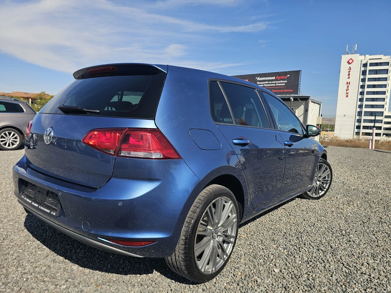 VW Golf 1.6TDI Bi-XENON!!! | Mobile.bg � ����������� 5