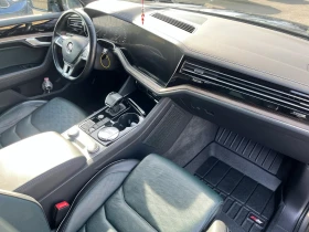 VW Touareg 3.0 V6 TDI R-Line 4Motion, снимка 11