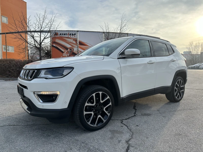 Jeep Compass Limited 1.4i 170к.с. Всички Екстри, снимка 1 - Автомобили и джипове - 48442821