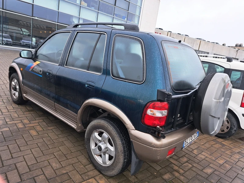 Kia Sportage 2.0i 4WD 118p.s 110х.км, снимка 6 - Автомобили и джипове - 49321971