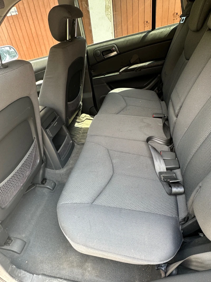 SsangYong Kyron, снимка 11 - Автомобили и джипове - 51857730