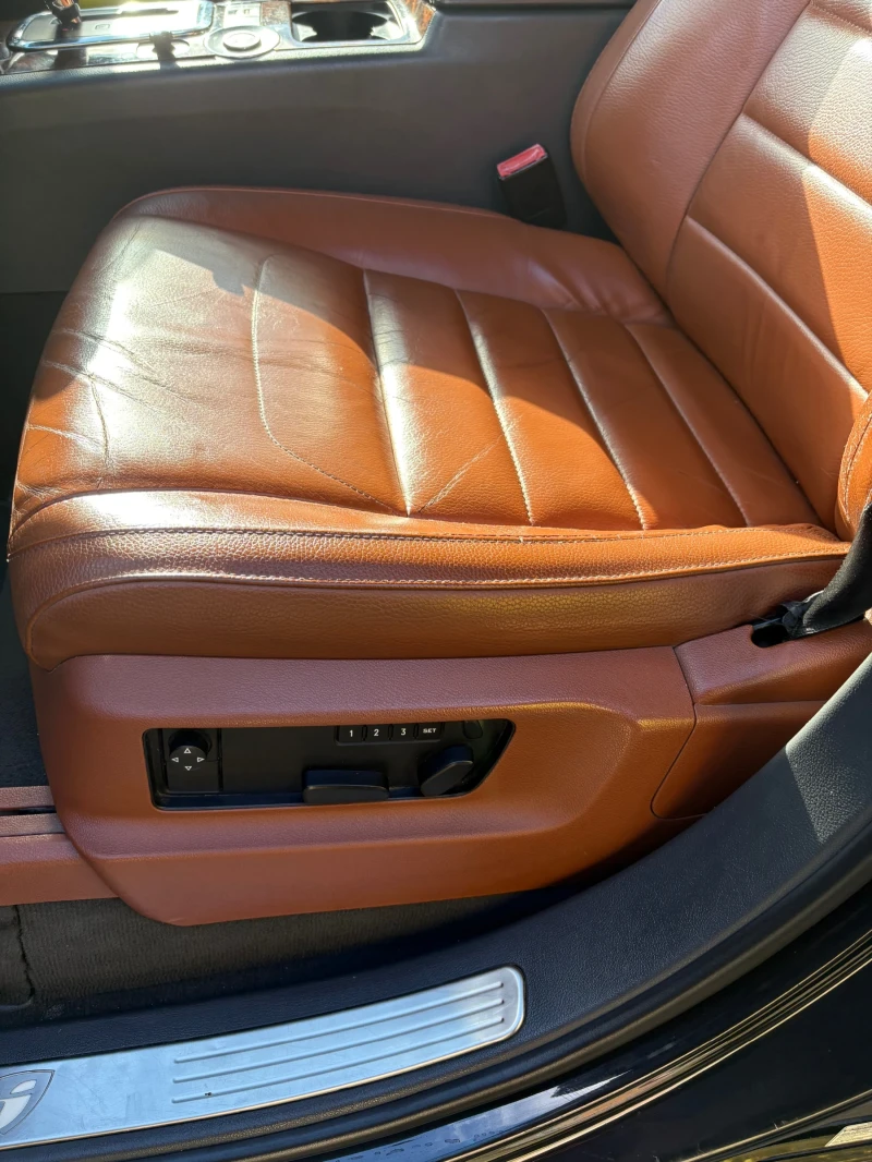 VW Touareg 3.0 TDI V6 INDIVIDUAL , снимка 8 - Автомобили и джипове - 52024794