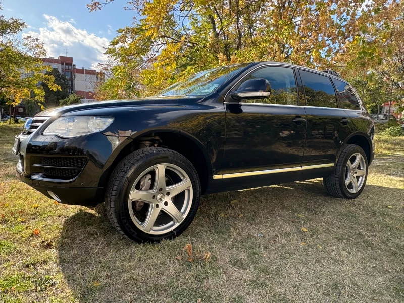 VW Touareg 3.0 TDI V6 INDIVIDUAL , снимка 14 - Автомобили и джипове - 52024794