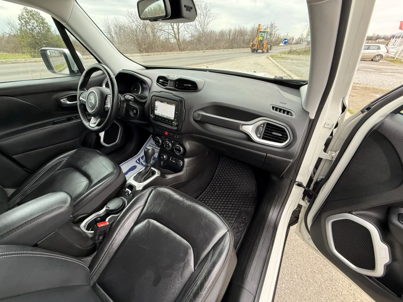 Jeep Renegade 1.4 4x4 AUT. NAVI LIMITED ШВЕЙЦАРИЯ, снимка 10 - Автомобили и джипове - 53569181