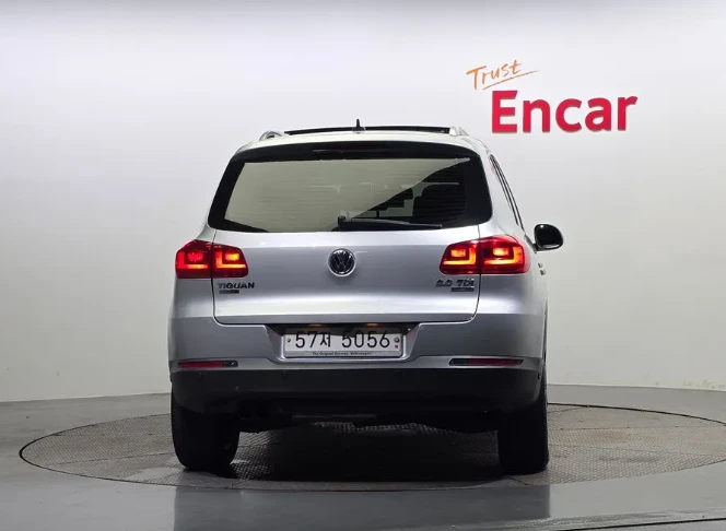 VW Tiguan 2.0 TDI - изображение 4