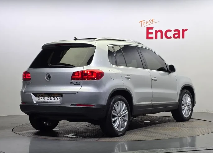 VW Tiguan 2.0 TDI - изображение 2