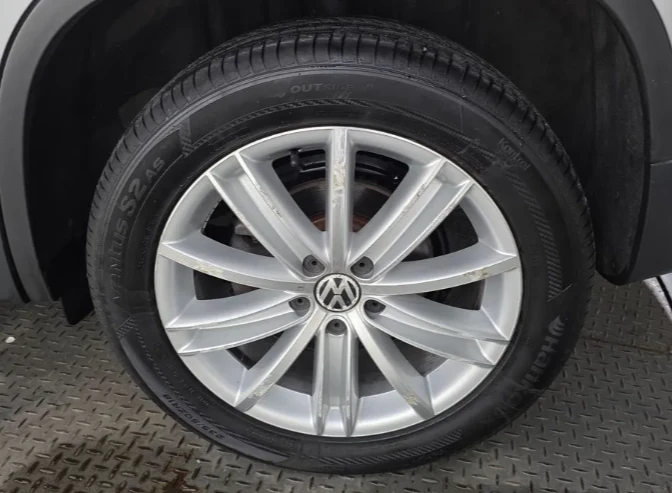 VW Tiguan 2.0 TDI - изображение 5