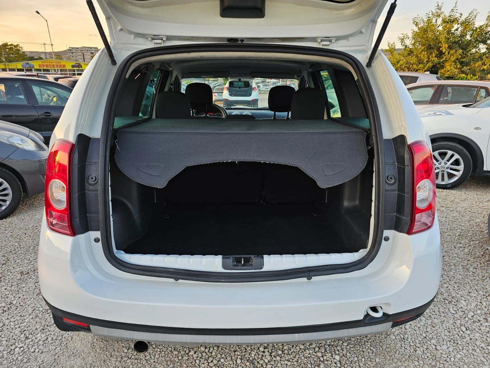 Dacia Duster 1.6i 105.. | Mobile.bg   13