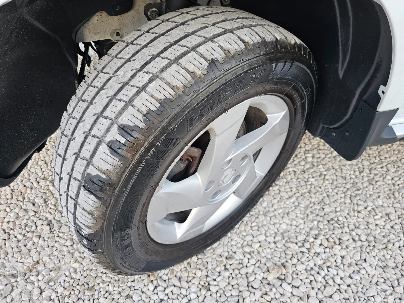 Dacia Duster 1.6i 105.. | Mobile.bg   12