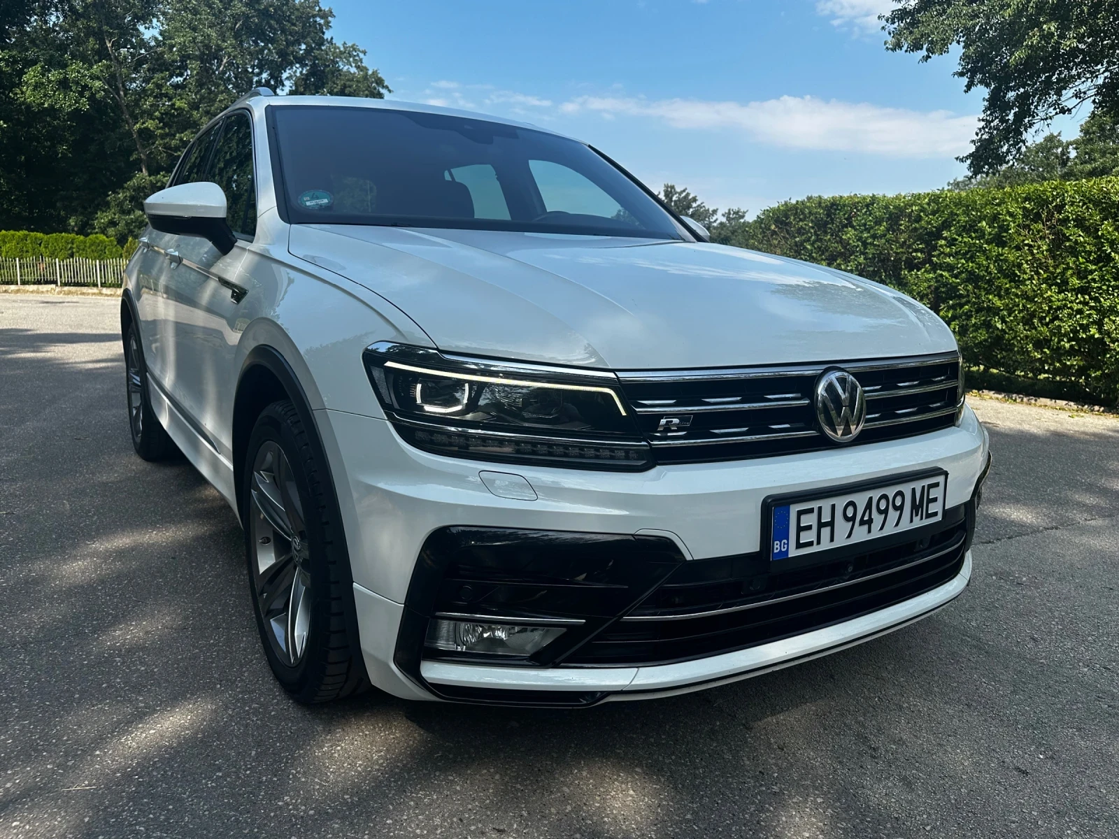 VW Tiguan R-LINE / 4MOTION / DISTRONIC / PANORAMA / DYNAUDIO - изображение 3