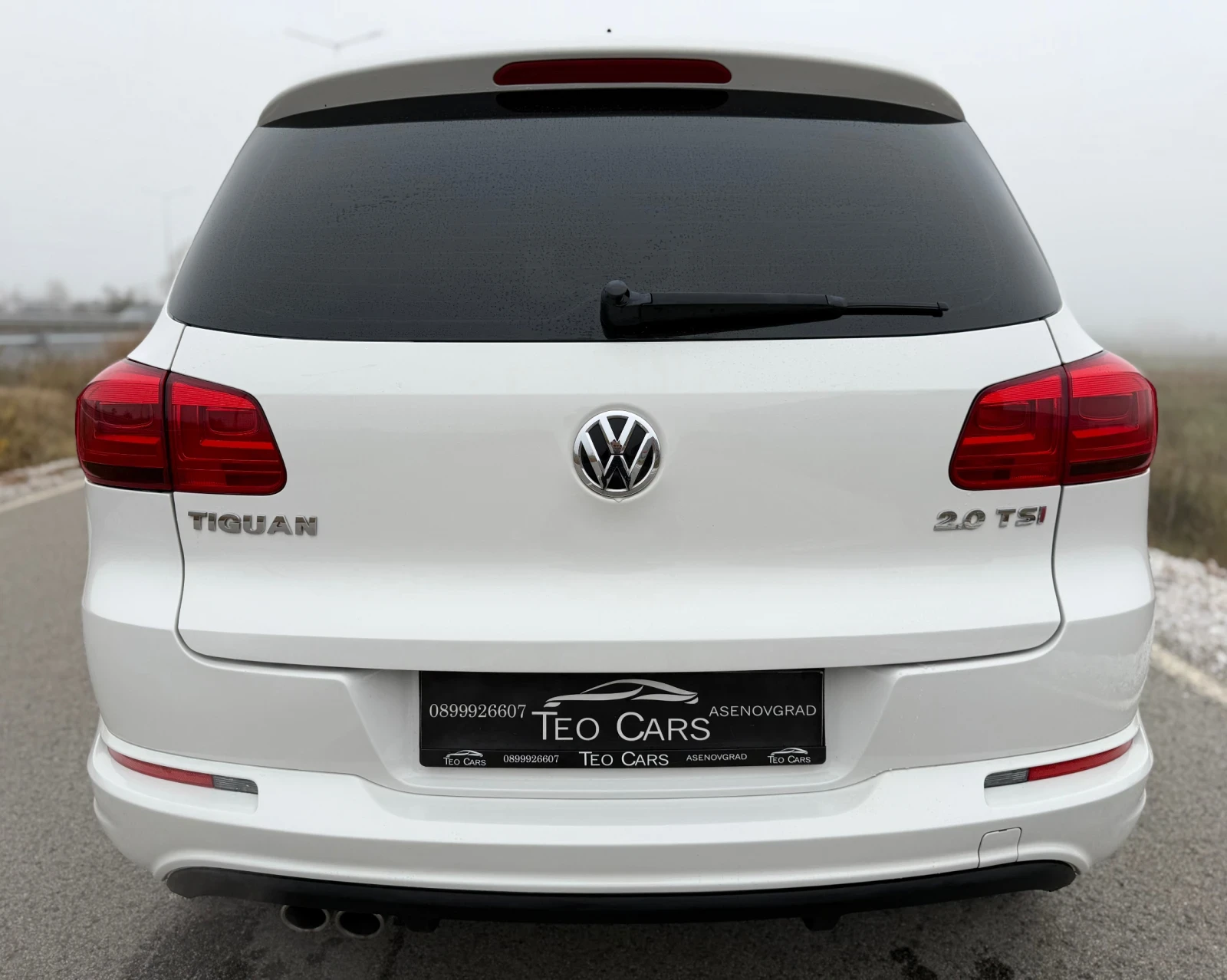 VW Tiguan 2.0 TSI / R LINE / 4MOTION / KOJA / NAVI / PANO  | Mobile.bg   6