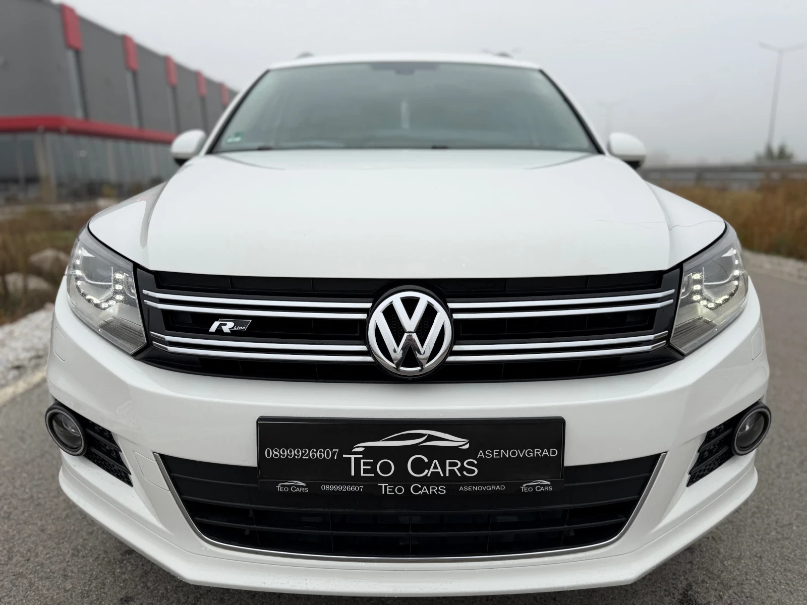 VW Tiguan 2.0 TSI / R LINE / 4MOTION / KOJA / NAVI / PANO  | Mobile.bg   2