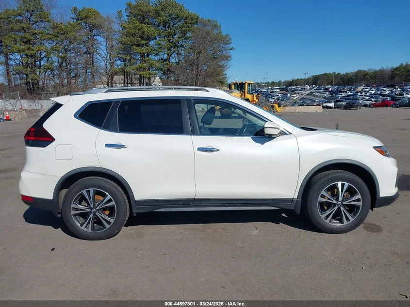 Nissan Rogue 2.5l Sv Intelligent Awd, снимка 13 - Автомобили и джипове - 54180048