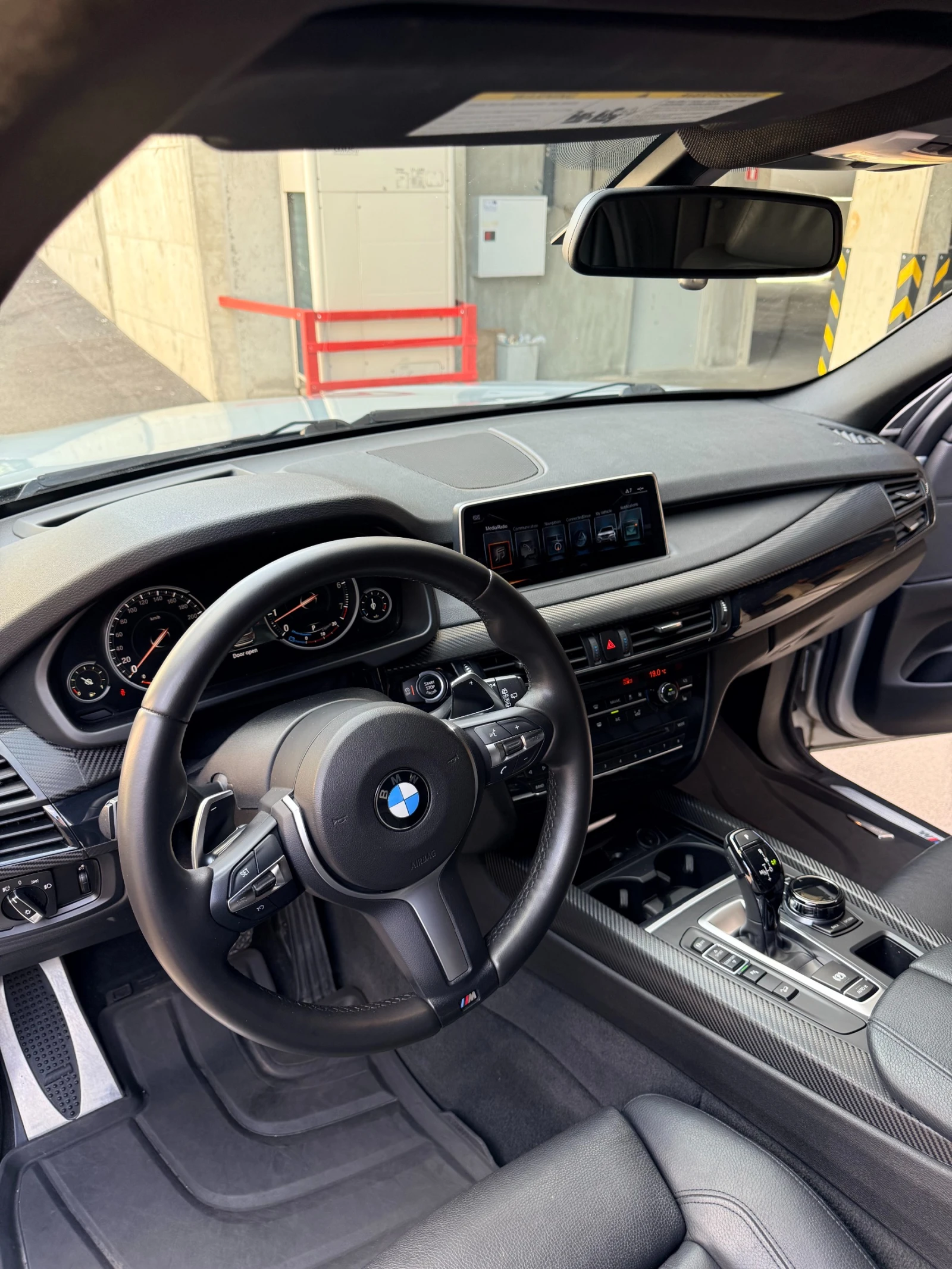 BMW X5 xDrive35i, снимка 8 - Автомобили и джипове - 54230052