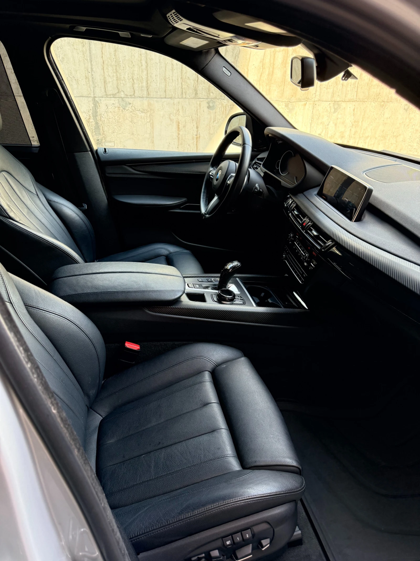 BMW X5 xDrive35i, снимка 10 - Автомобили и джипове - 54230052