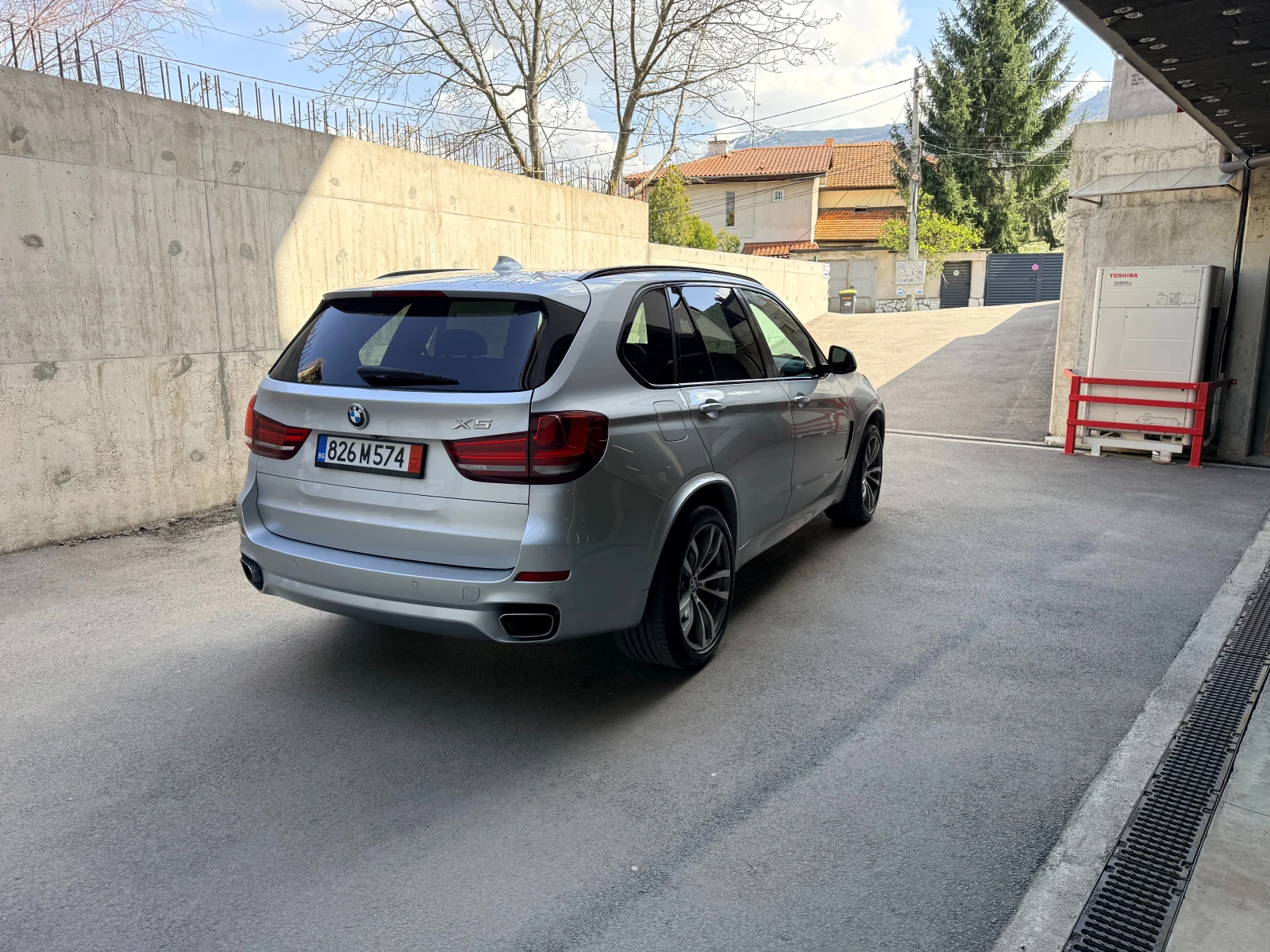 BMW X5 xDrive35i, снимка 4 - Автомобили и джипове - 54230052