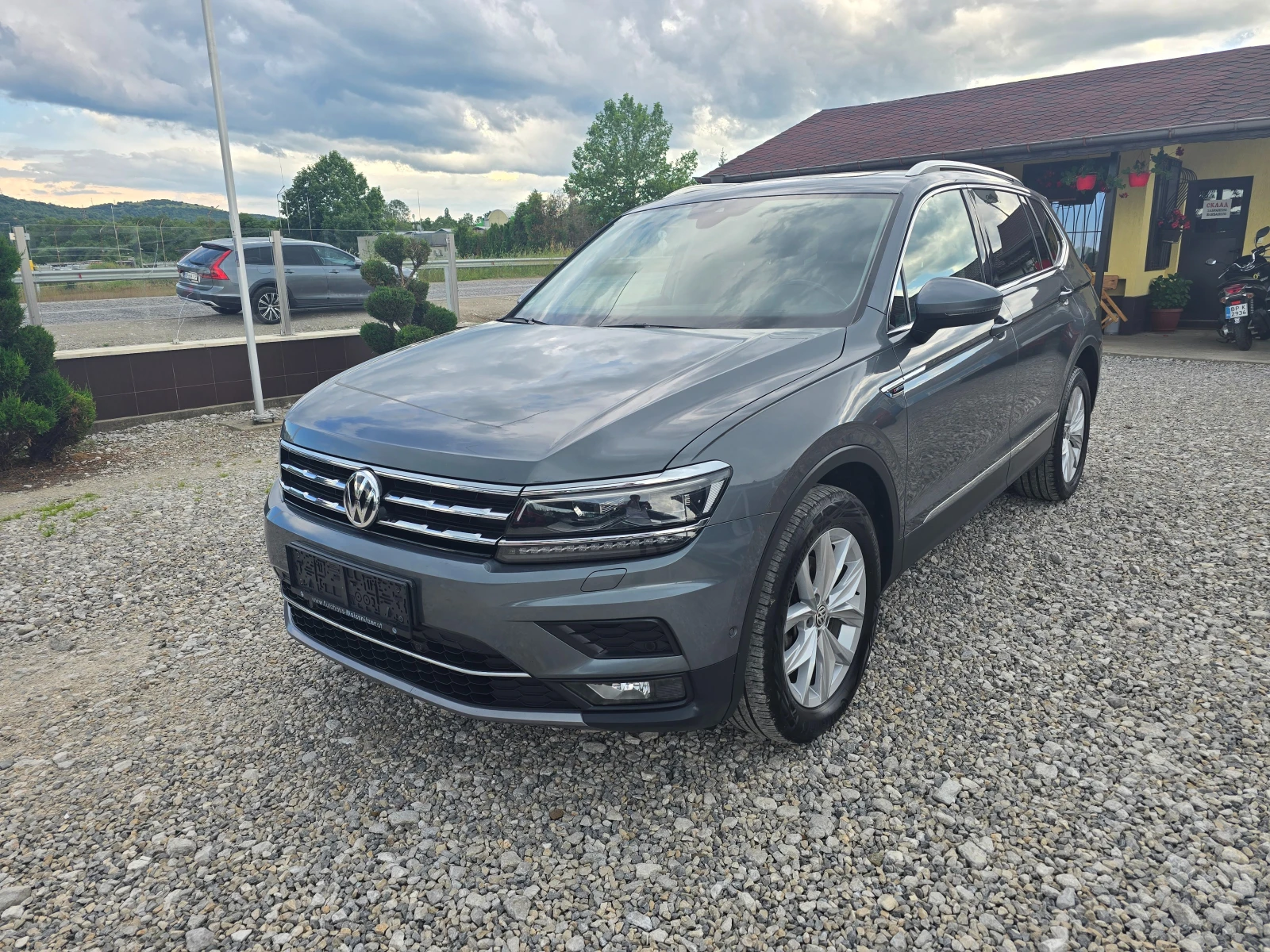 VW Tiguan 2, 0 TDI АВТОМАТИК !! МАКСИ !! ВСИЧКИ ЕКСТРИ !!