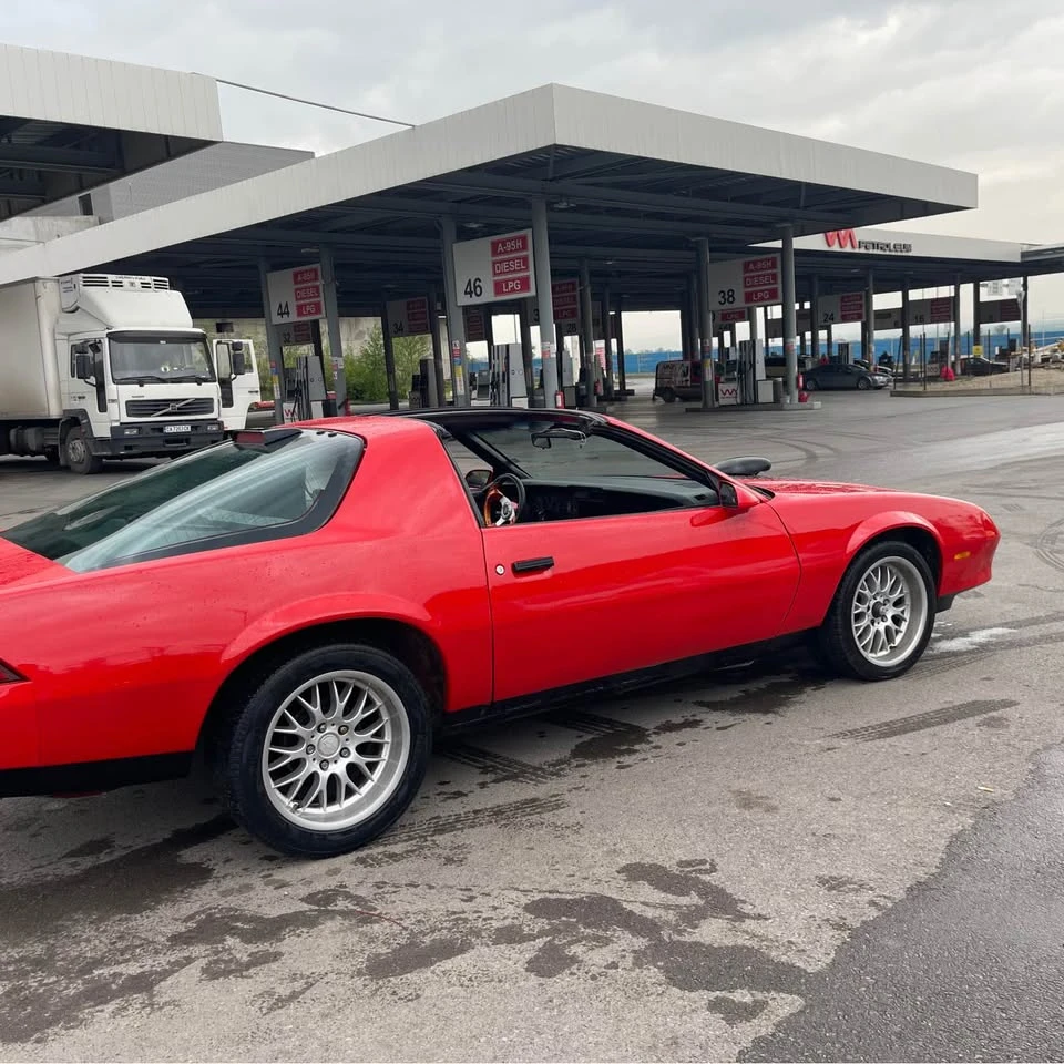 Chevrolet Camaro, снимка 5 - Автомобили и джипове - 56241590