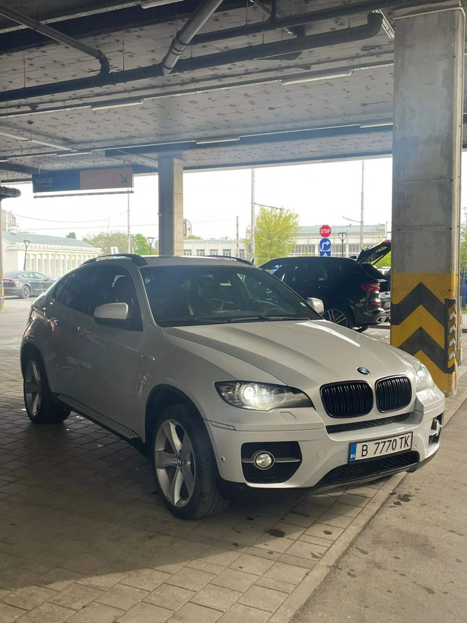 BMW X6 Индивидуал, снимка 4 - Автомобили и джипове - 55265193