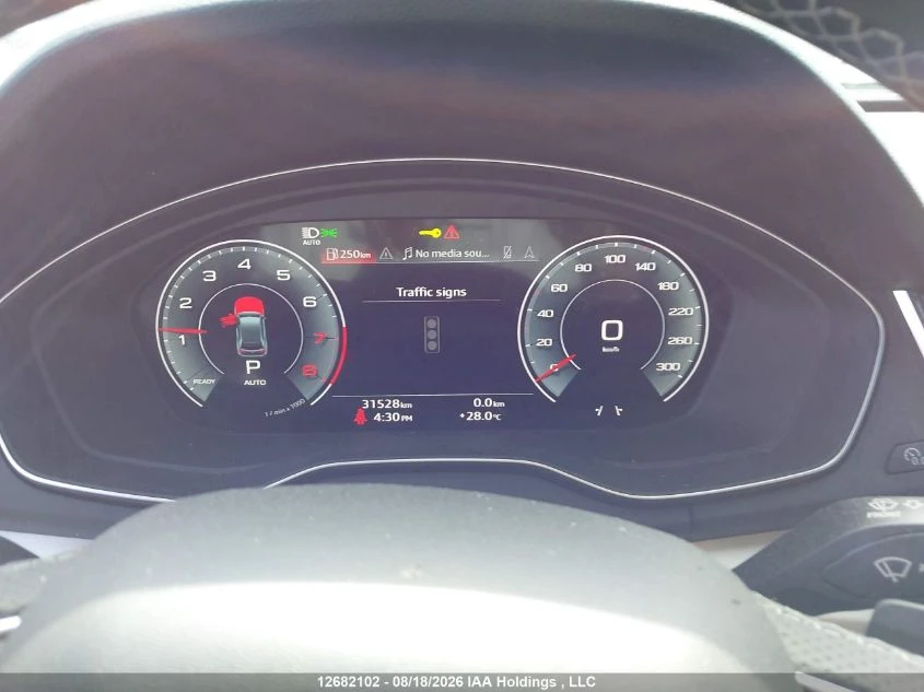 Audi Q3 TECHNIK, снимка 9 - Автомобили и джипове - 55801464