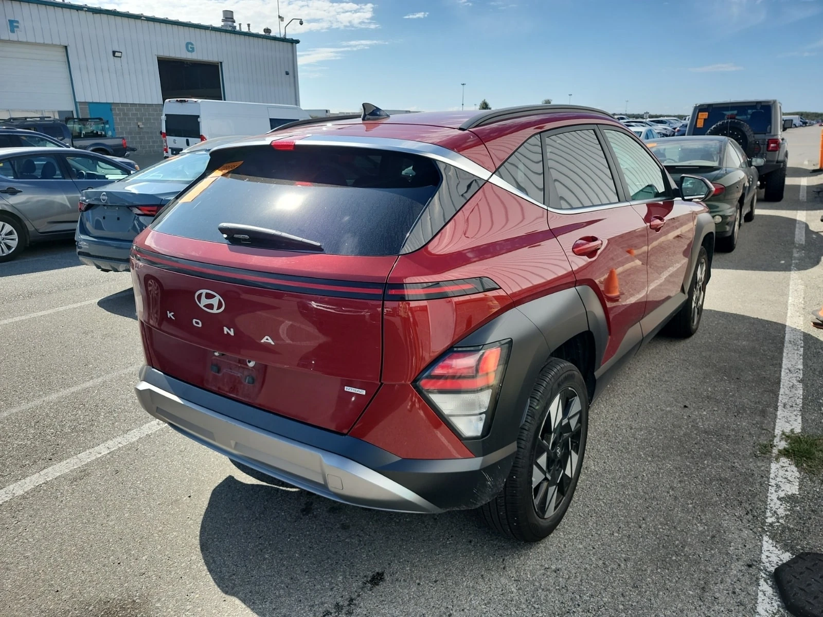 Hyundai Kona  PREFERRED / CARFAX / АВТОКРЕДИТ , снимка 3 - Автомобили и джипове - 56103870
